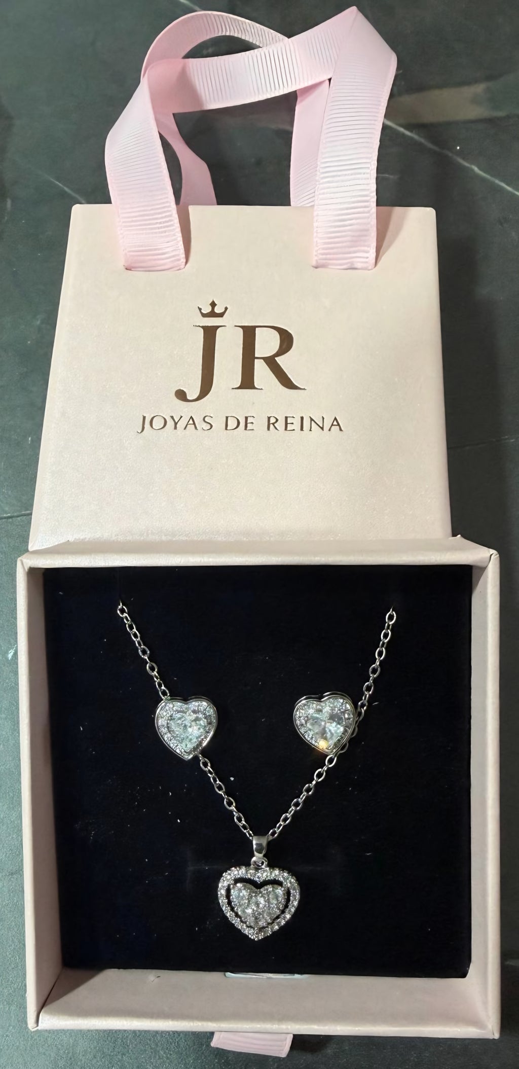 COLLAR Y PENDIENTE DE CORAZON BRILLANTE