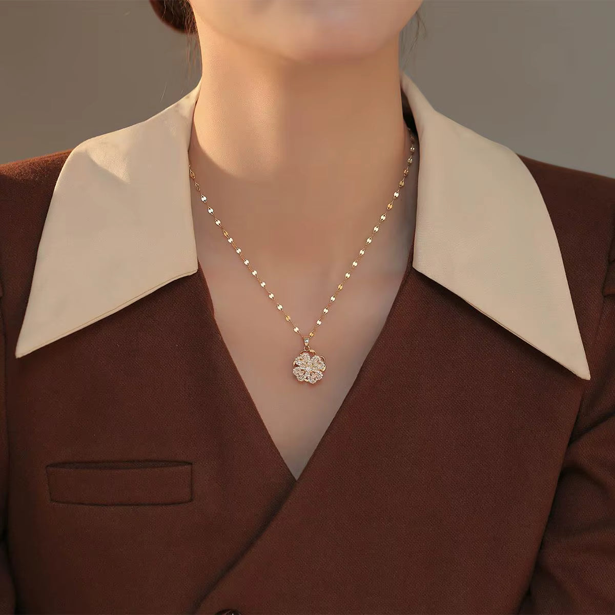 TRÉBOL DE LA SUERTE GIRATORIO